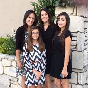 Meet your Posher, Kelli