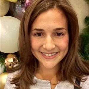 Meet your Posher, Abbie