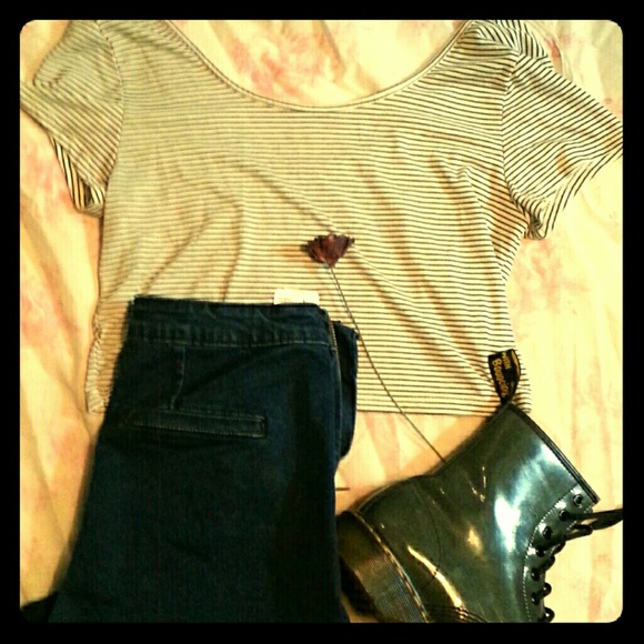 AEO Striped Crop Top - like new