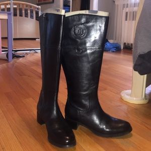 Etienne Aigner Black Leather Boots