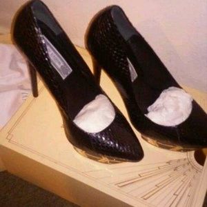 Ivy Kirzhner Pyramid Platform Pumps