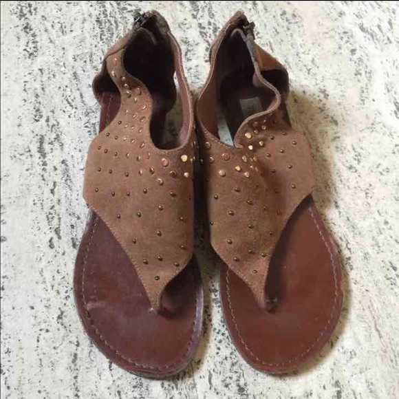 Steve Madden Brown Gold Suede sandals wedge