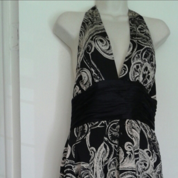 Dress - Picture 1 of 1
