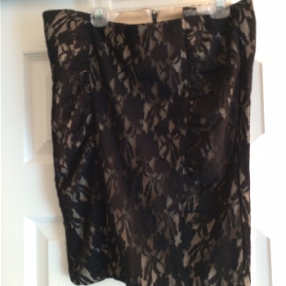 Black and Tan lace skirt