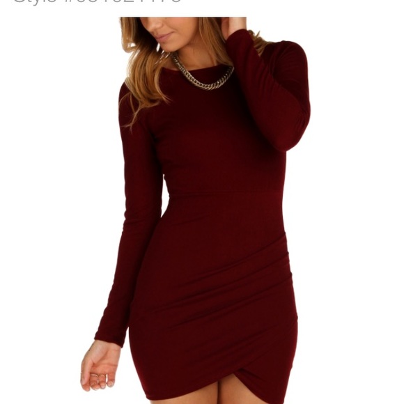 Windsor burgundy chic deep back dress💎
