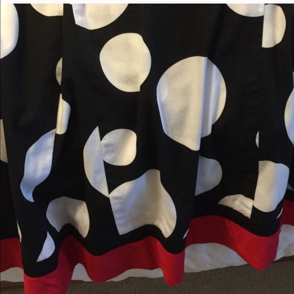 Black/White polka dot skirt