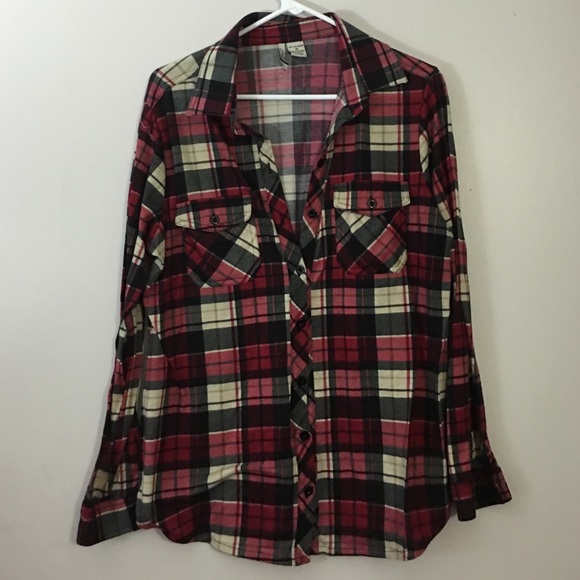 🍁OCTOBER SALE🍁 Red Plaid Button up