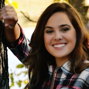 Meet your Posher, Brooke