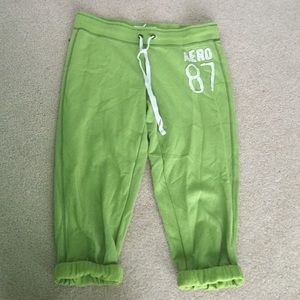Cropped AERO joggers!