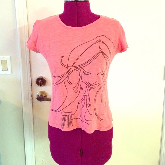 Beautiful design prana top!
