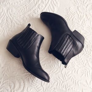 Black JustFab Chelsea Bootie