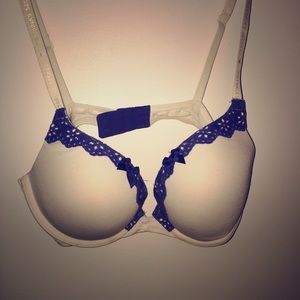 White/Navy Lace Plunge Bra