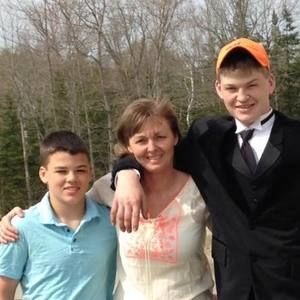 Meet your Posher, Annette