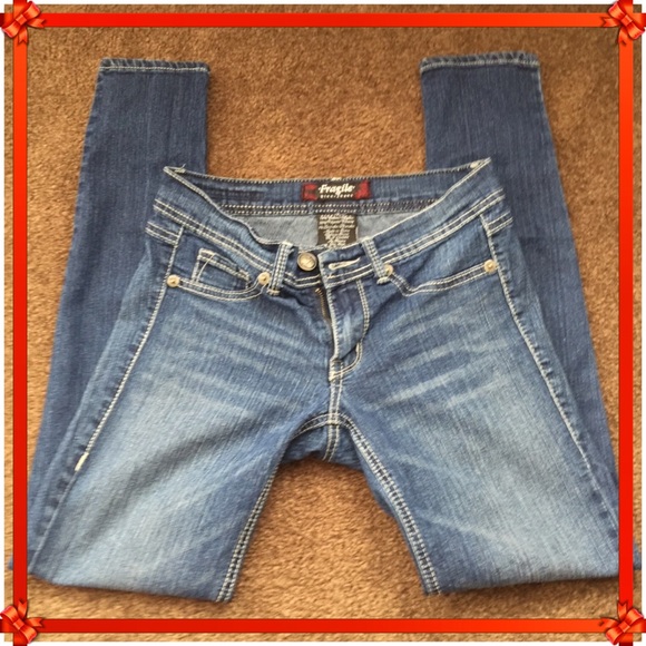 🎈🎉"FRAGILE" Jeggings 🎉🎈