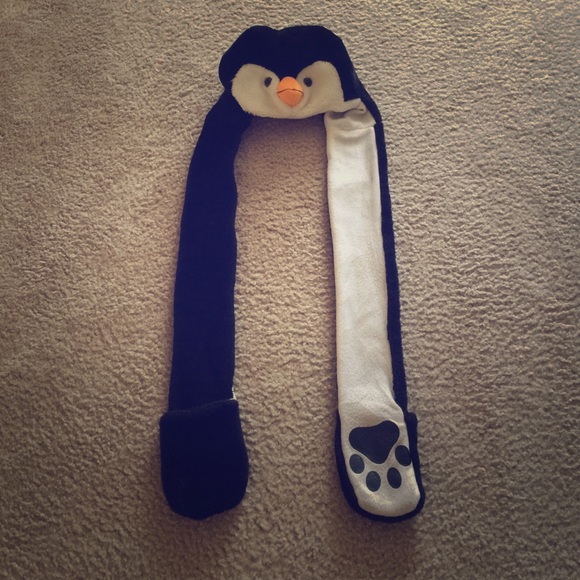 💖Adorable penguin hat!💖 - Picture 1 of 1