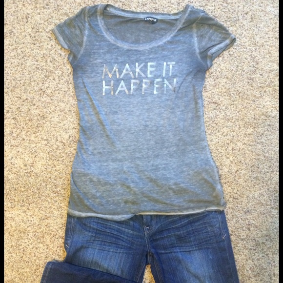 Express graphic tee