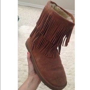 Brown fringed boots