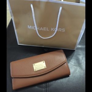 Michael Kors wallet