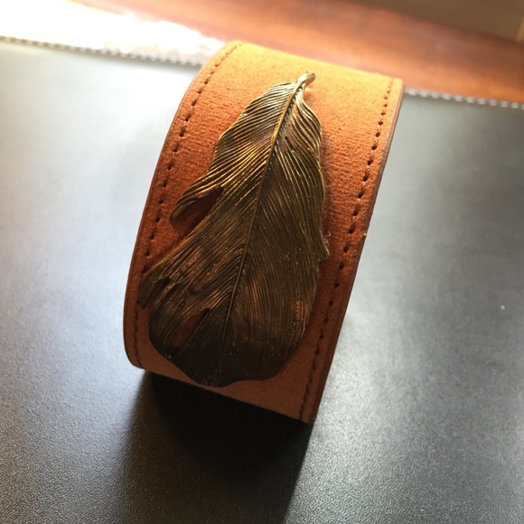 Feather fossil wrist strap