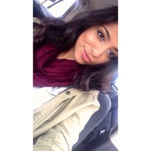 Meet your Posher, Bushra