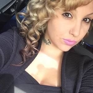 Meet your Posher, Nadia