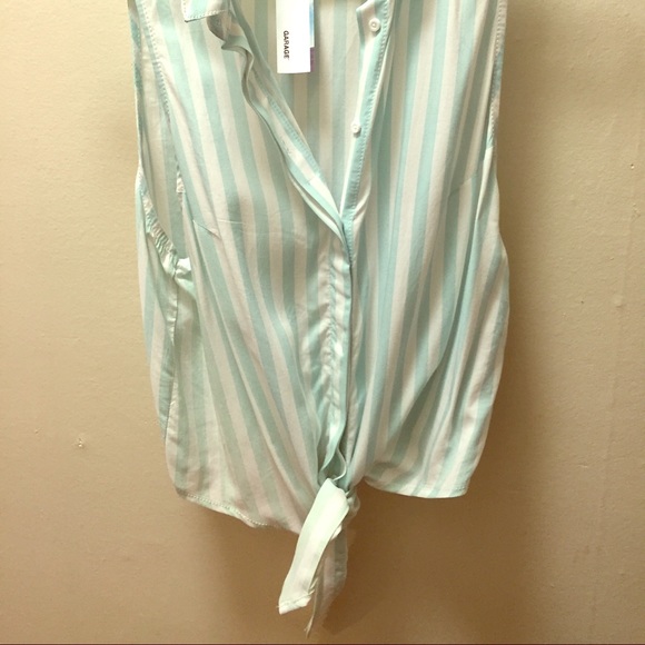 Never worn - Picture 1 of 3
