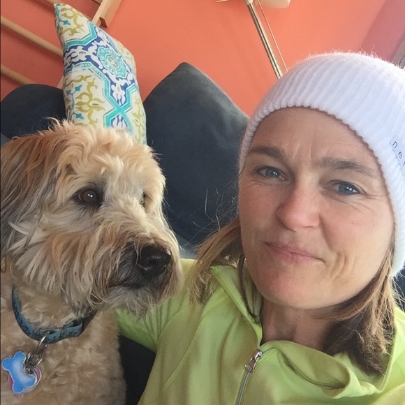 Meet your Posher, Colleen - Picture 2 of 2