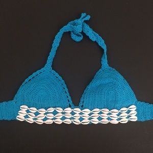 andi bagus hand crochet top with seashell details