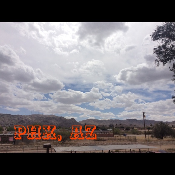 Meet your Posher Vikki Rose❤️get to know me ✨ - Picture 2 of 7