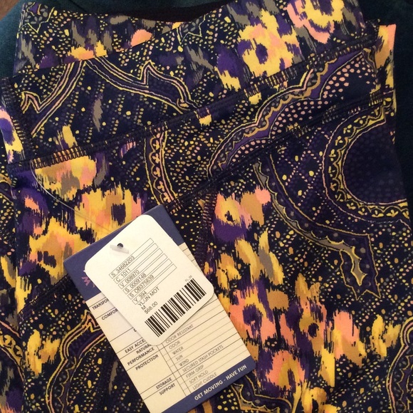 Urban Outfitters Without Walls Floral Ikat Legging - Picture 3 of 3