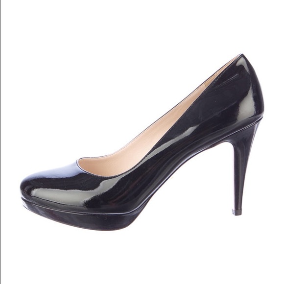 Black Prada pumps Size 10.5 (40.5)