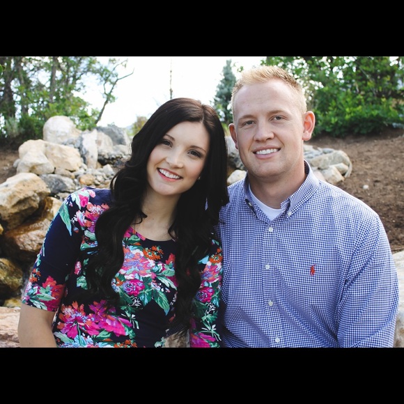 Meet your Posher, Ashlee - Picture 1 of 1