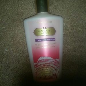 Victoria Secret Enchanted Apple Lotion