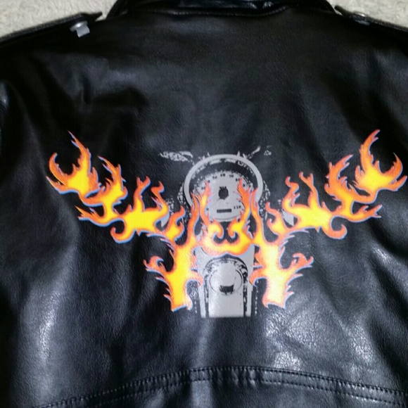 SOLD - Picture 3 of 4