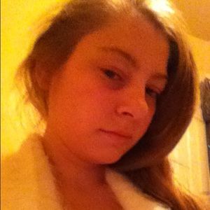 Meet your Posher, Tabitha