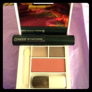 Clinique! Eyeshadow, Blush, Mascara Set!
