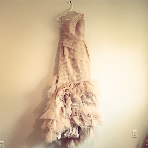 Dresses & Skirts - NWT. Formal Gown.