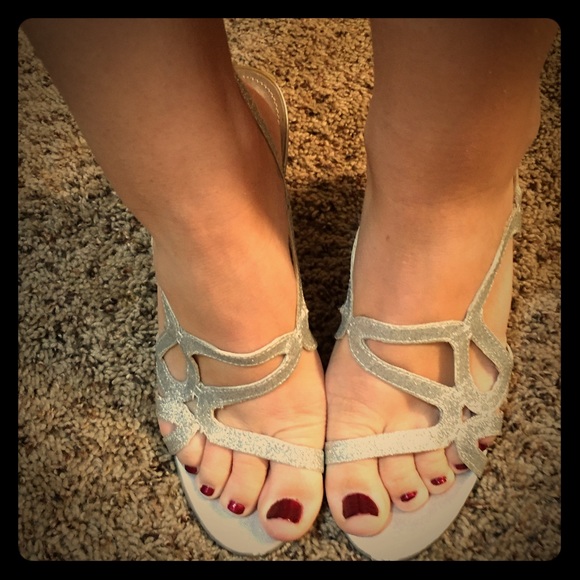 Silver prom shoes. Like new!
