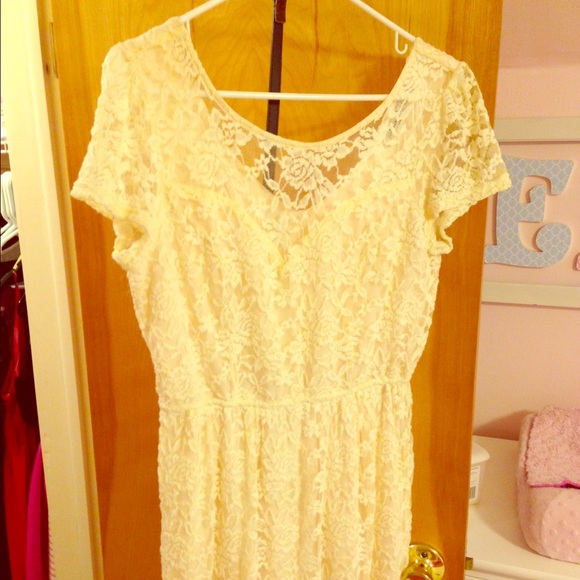 Cream lace dress with brown belt