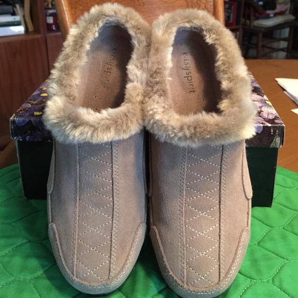 easy spirit fur lined clogs