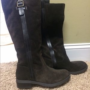 Jessica Simpson boots