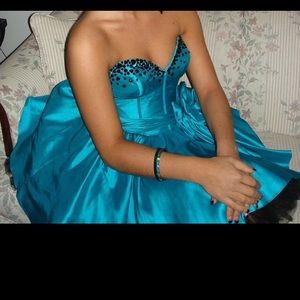 Sherri Hill short teal homecoming/semi dress