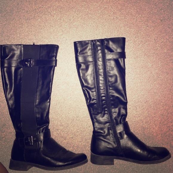 Women's leather boots