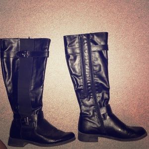 Women's leather boots