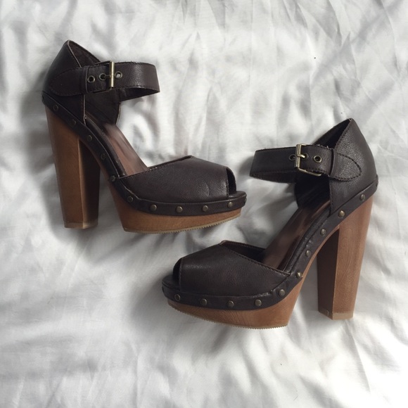 Shoes - ᶠᴬˢᴴᴵᴼᴺ ᴴᴱᴱᴸˢ