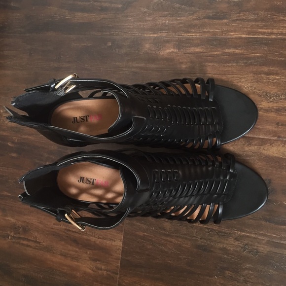 Cutout heeled sandals