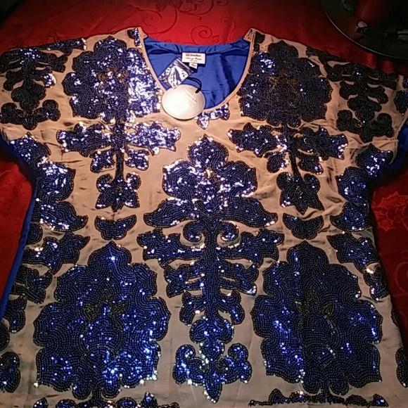 Neiman Marcus Tops - Beautiful never worn sequince blouse