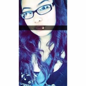 Meet your Posher, Iris