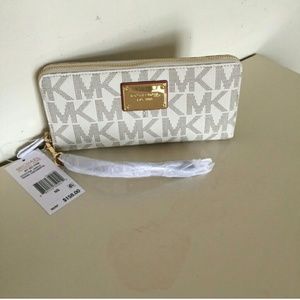 Mk wristlet