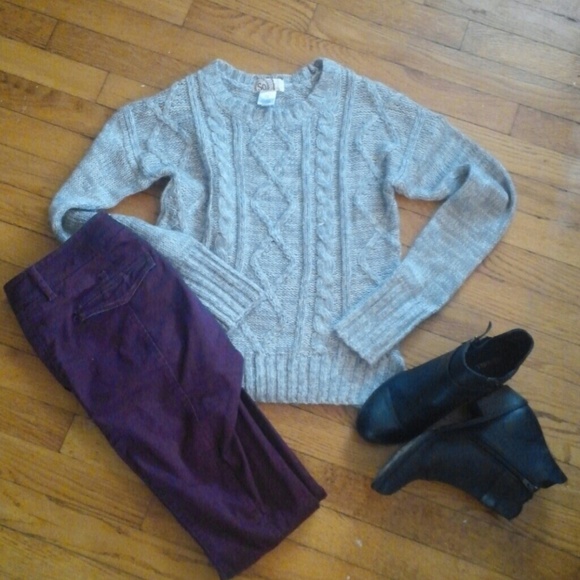 Comfy Gray Fall Sweater
